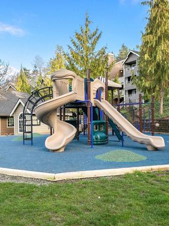 $3,365 / 3br - 1224ft2 - This 3 Bed 2 Bath Has It All! Close to Bellevue Square! Tour Now!63688480273795124