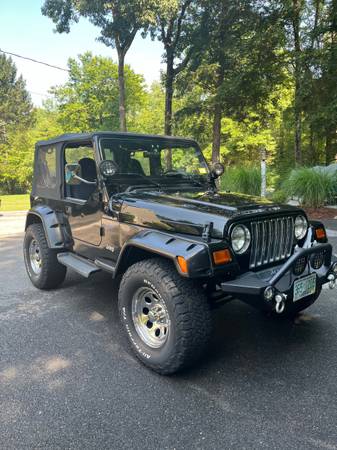 1997 Jeep Wrangler TJ Sport 5 speed 4.0 I6 1