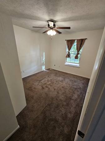 $1600.00 / 3br - 1200ft2 - Modern 3 Bed Condo in Lansing | 1.5 Bath | $1600 | Available 10/0163920839205635124