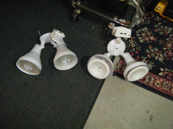 Outdoor lights with sensors 1