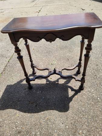 Side tables 1