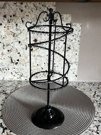 Rotating Earring ?Hoilder 1