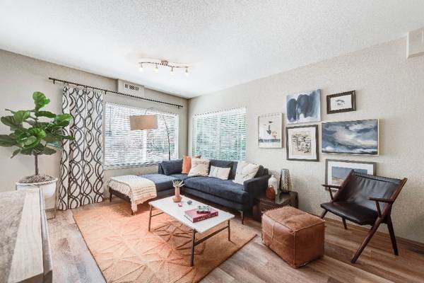 $2,115 / 2br - 1281ft2 - 2/BD, Close to Schools, Fitness Center (18111 25th Ave NE, Marysville, WA)63884778397315121