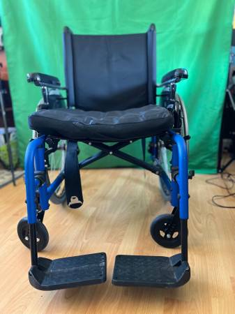 KI Mobility Catalyst 5 Folding Wheelchair with Roho Cushion 1