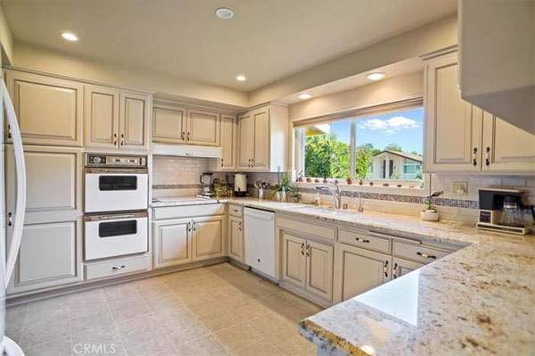 $1,100 / 1br - 250ft2 - 1 Private Bedroom available near CSUN, Pierce College (Northridge)63840109548545124