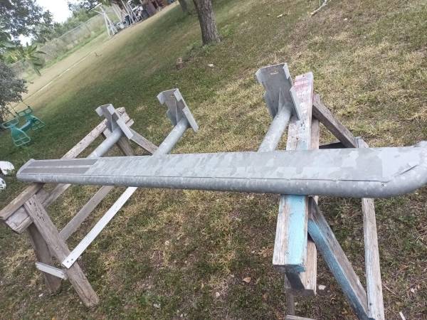 Galvanized heavy duty running board 1