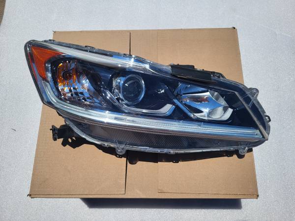 Jpautowholesale Passenger Side Halogen Headlight For Honda Accord Sedan 2016-2017