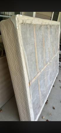 FREE queen size boxspring 1