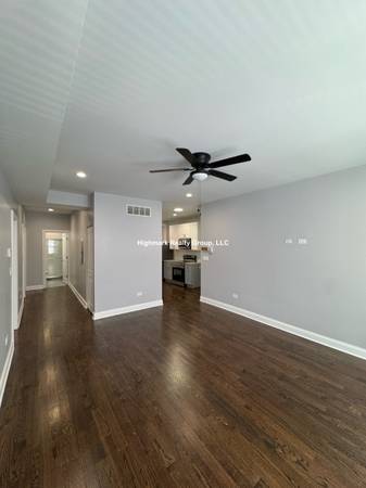 $2,900 / 3br - 🌿🌞📝The Sunroom Symphony! A 3BD Edgewater Story📝🌞🪟 (Chicago)64041812021890123