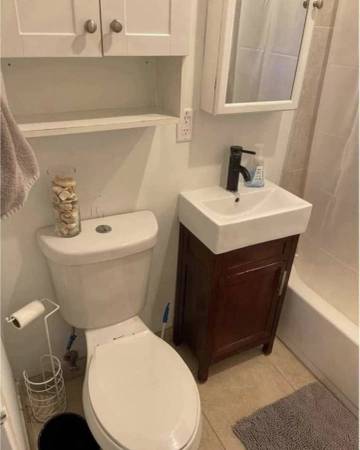 $600 1br - Large furnished Room available in Franklin Square (Franklin Square)64033631426433122