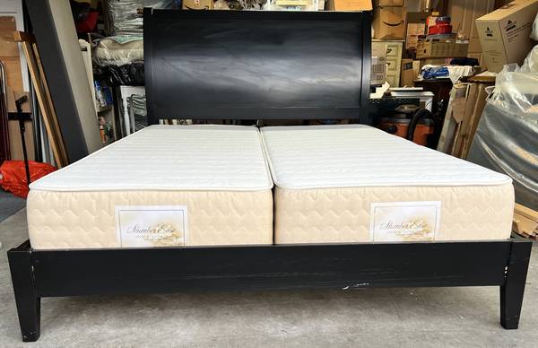 Queen Size Slumber Ease Split Queen Mattress (New Condition) 1