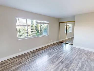 $1,300 / 1br - 680ft2 - Private Upper-Level 1-Bedroom with Modern Finishes (alameda)63813715894017123