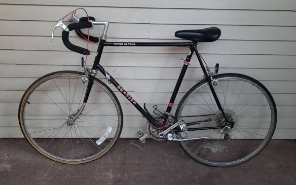 Vintage Schwinn Super Le Tour 1