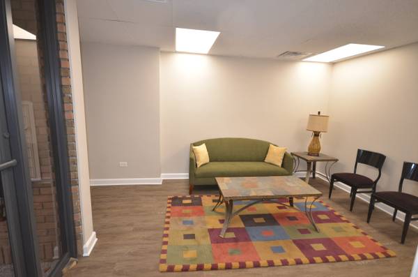 $395 / 208ft2 - Suites available at 2115 Front St (Cuyahoga Falls)64150294842627124