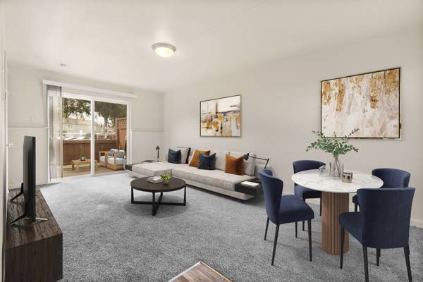 $1,675 / 2br - 850ft2 - 2 BD, Paseo para Perros sin Correa, Listo para Cable/Satélite (8333 32nd Avenue South, Lakewood, WA)63814636079491122