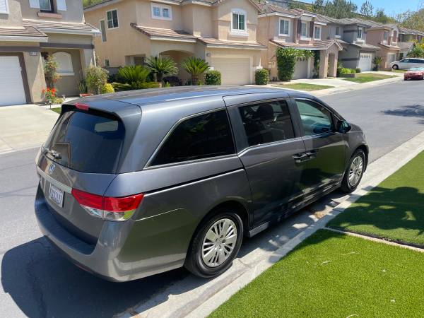 2016 HONDA ODYSSEY - $13,900 (Scripps Poway pkwy/15)63440465437569123