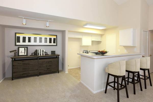 $2,109 / 1br - 704ft2 - 1BD 1BA, Euro-Style Cabinets, Cable Ready (27303 N. Sara St., Los Angeles, CA)63701111000579122