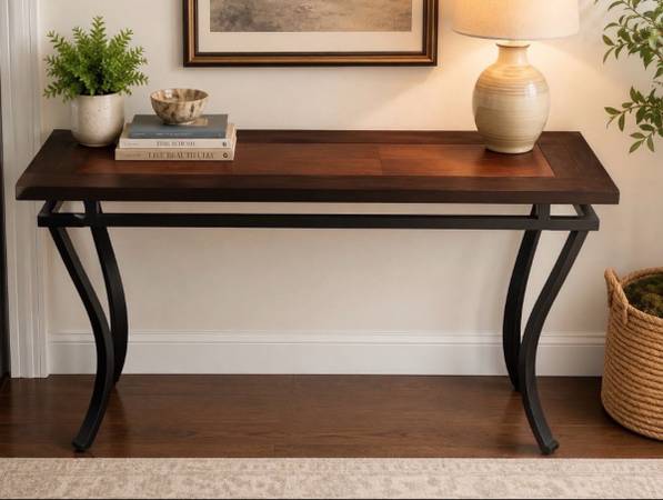 Entryway Table 1