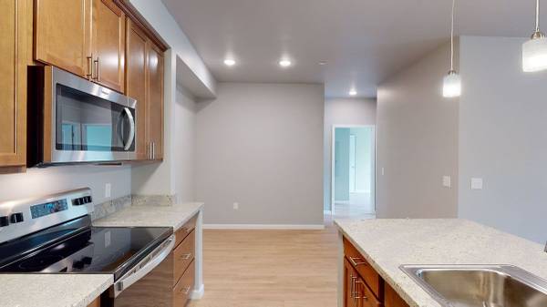$1,878 / 2br - 935ft2 - $1000 Off First Month! (Wenatchee)63690611417985123