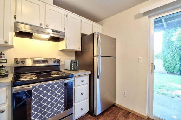 $1,364 / 2br - 725ft2 - 🐠 Captura del día 🐠 ¡Nada hacia aquí! (4290 Addy Street, Washougal, WA)63831608351363120