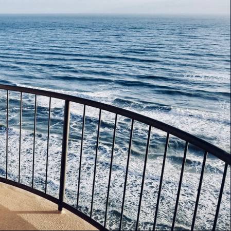 $2820.00 / 2br - 1800ft2 - ONE OF A KIND - 17th floor Direct Ocean and Intracoastal Views63791497657091122