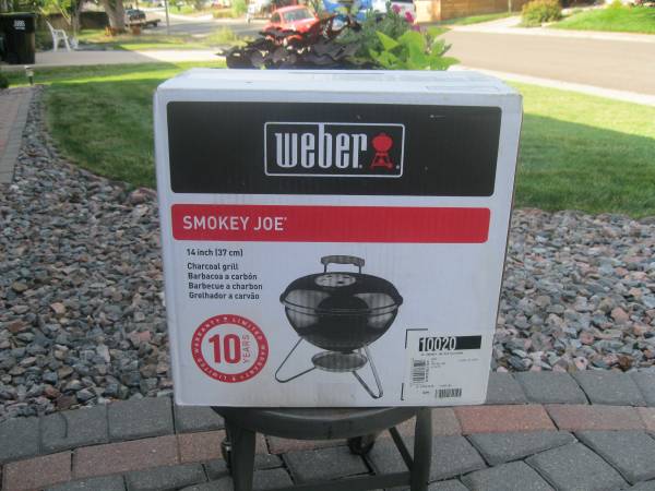 BBQ Weber 14-inch Smokey Joe Charcoal Grill Black Model #10020 New 1
