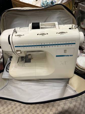 Bobby lock sewing machine 1