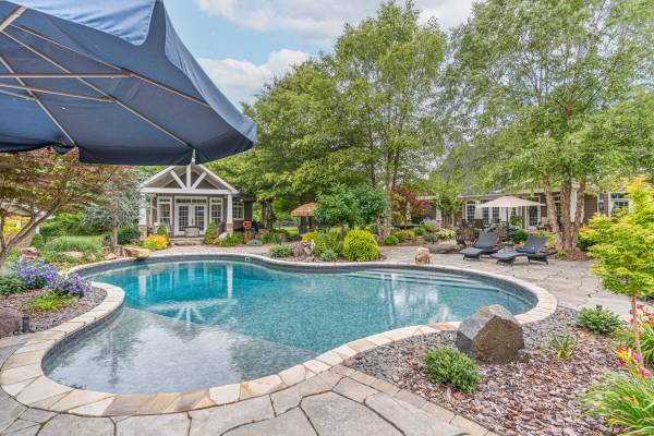 $1,349,000 / 4br - 3215ft2 - 947 Shaker Mill Road (Bowling Green)63846719145859121