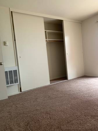 $2,500 / 1br - Large 1BR in Carlmont Village (belmont)64011483695107123