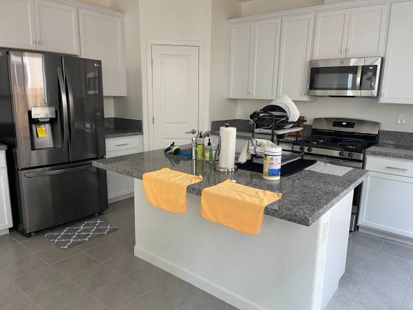 $825 / 4br - 2205ft2 - 1 Bedroom available in North Natomas (North Natomas)63961467939715124
