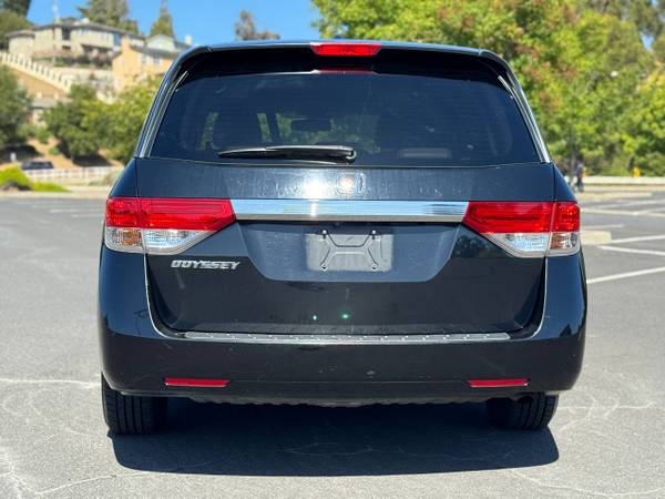 2016 Honda Odyssey EX-L 8 Pasajeros Título Limpio Cámara de Reversa sienna - $8,900 (Hayward)63624217767041122