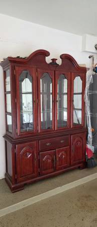 Grand Mahogany China Cabinet / Hutch – Glass Display & Storage 1