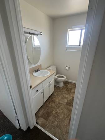 $1,825 / 2br - 2 Bed 1 bath apartment available (pittsburg / antioch)63622901707393121