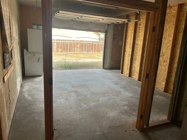 $200 / 225ft2 - Almacenamiento en garaje de 16'x14' (Boise)63794945562753121