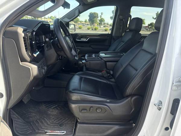 2023 Chevrolet Silverado 1500 LT - Photo 13