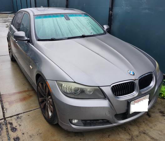 **Sale pending**2009 BMW 328i with problems 1