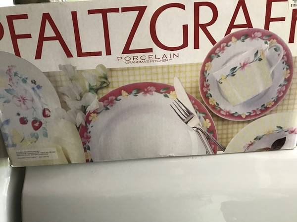 Pfaltzgraff dishes 1