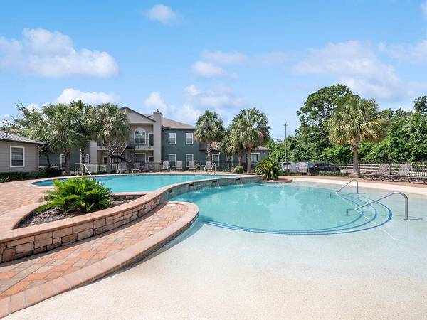 $1,478 / 3br - 1240ft2 - Lush Green Landscaping, Window Coverings, Picnic Area With BBQ Grill (Houston)63906680210050123