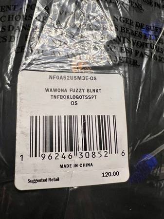 The North Face Wawona Fuzzy Blanket - 80 $ (San Francisco)63471477572483124