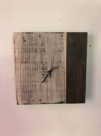 Shiplap Farmhouse Wall Clock Shabby Chic Barn Wood Antique Vintage 1