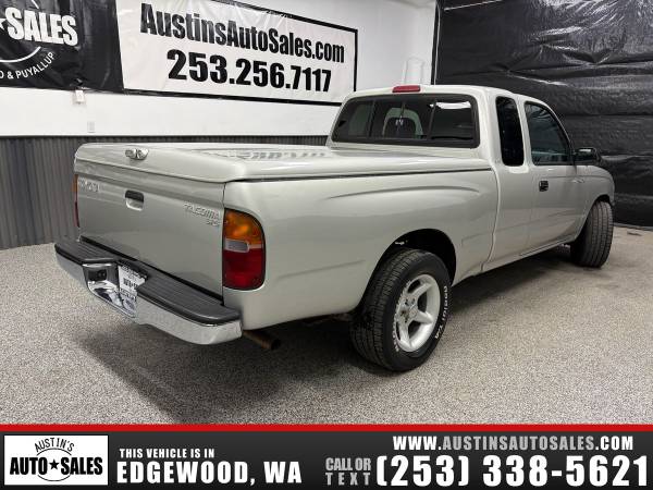 2000 Toyota Tacoma SR5 XtraCab - Photo 3