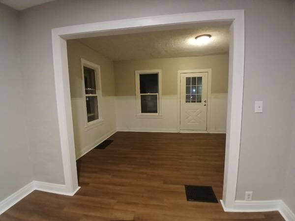 $1,350 / 3br - 1850ft2 - 3 Bedroom Single Family House 309 W Memorial Dr in Muncie, IN 47302 (Muncie)63680211766657124