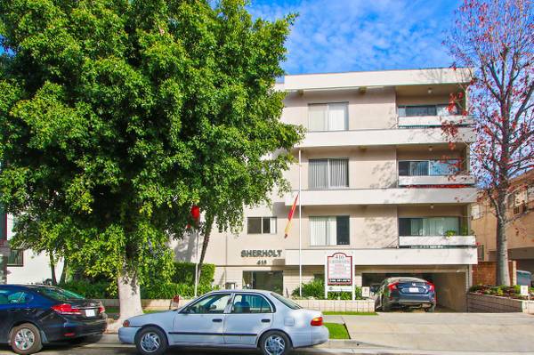 $1,895 / 408ft2 - ► Studio in Beverly Grove - $1000 Off - Hardwood Floors - A/C ◄ (Beverly Grove 90048)63701092663553121