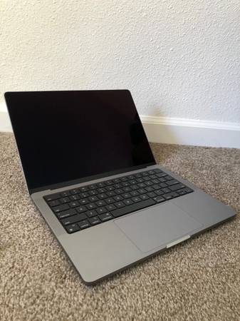 MacBook Pro 14