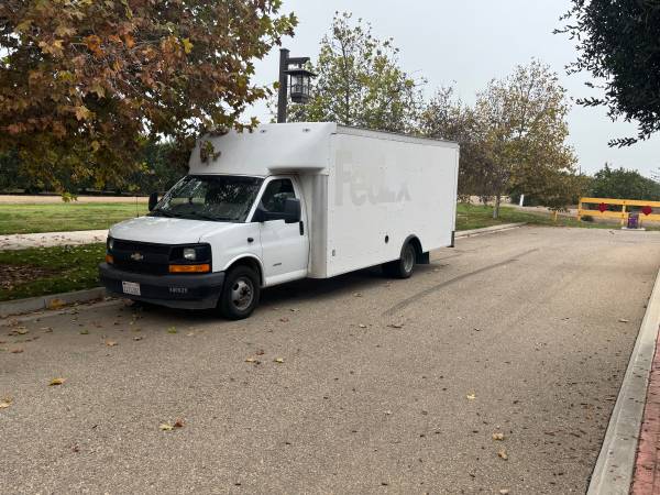 2017 CHEVROLET EXPRESS CUTAWAY G4500 1