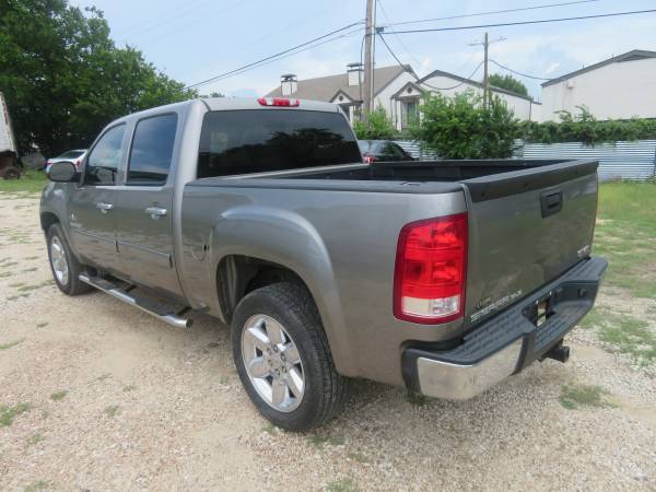 2012 Gmc Sierra P/U - $3,000 (down 6825 e. hwy 290)63613017627523122