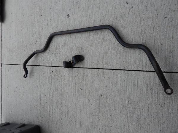 FORD 1969 Mustang sway bar 1