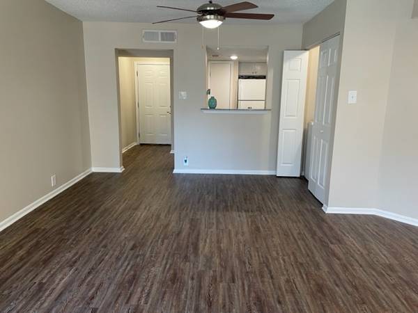 $1,305 / 1hab - 796ft2 - 👀 ¡OJO EN UNA HABITACIÓN MEJORADA! (Metairie)63792246020611120