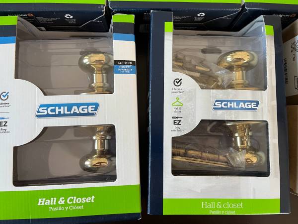 Schlage Hall & Closet Door Knobs— Brand New—7 Available - $10 (Arlington Heights)63438988264963122