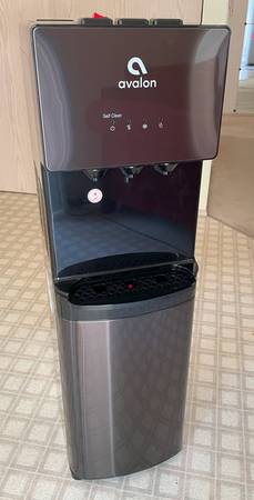 Avalon - Dispensador de enfriador de agua A3BLK - $180 (Covington)63471454884995120